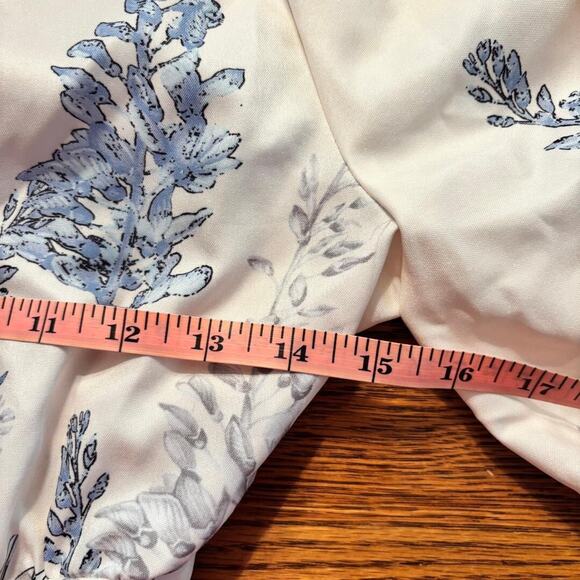 Shein White and Blue Floral 3/4 sleeve Dress Size S Peek a Boo Waist - Picture 10 of 16
